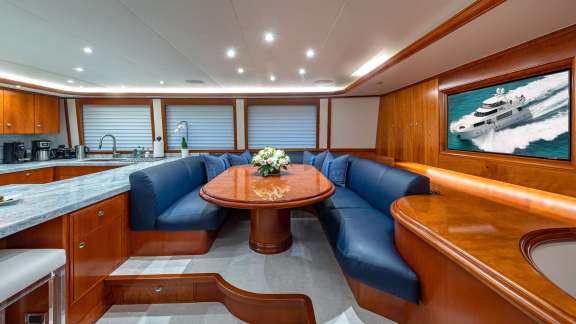 Country Kitchen Seating