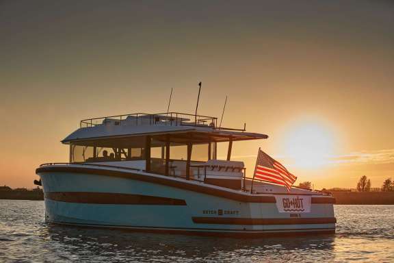 Image of GO-N-HOT yacht #11