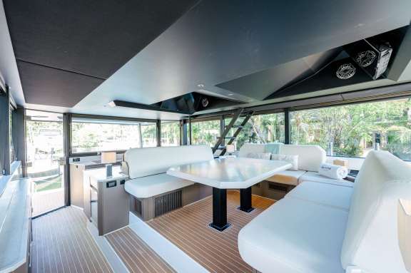 Image of GO-N-HOT yacht #2