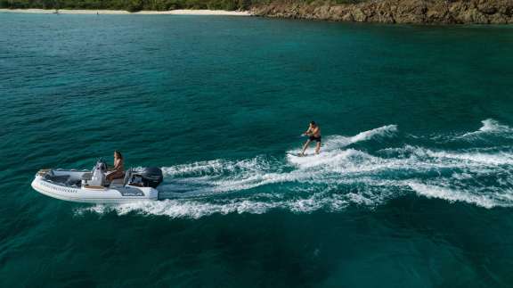 Image of HYDROTHERAPY yacht #19