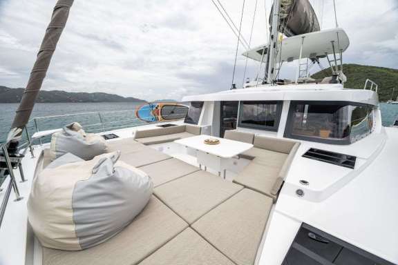 Image of BLUE HORIZON yacht #4