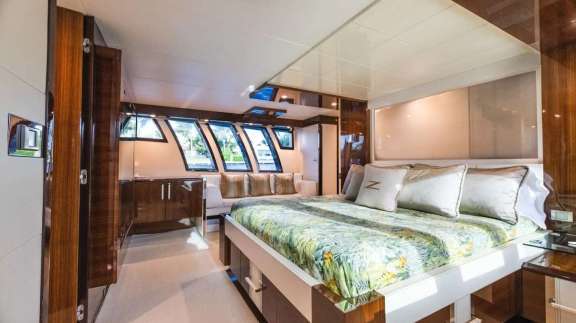 Twin (Singles) Stateroom (Does not Convert)