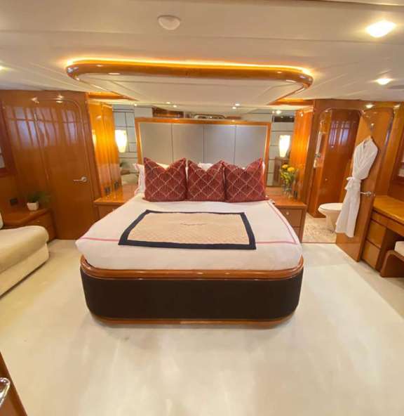 Image of SLIPAWAY yacht #6