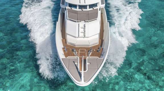 Image of Rogue yacht #2