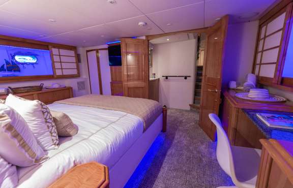 Image of Rogue yacht #7