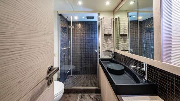 Image of Loki yacht #7