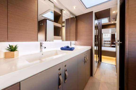 Image of MIM OCEAN 2 yacht #9