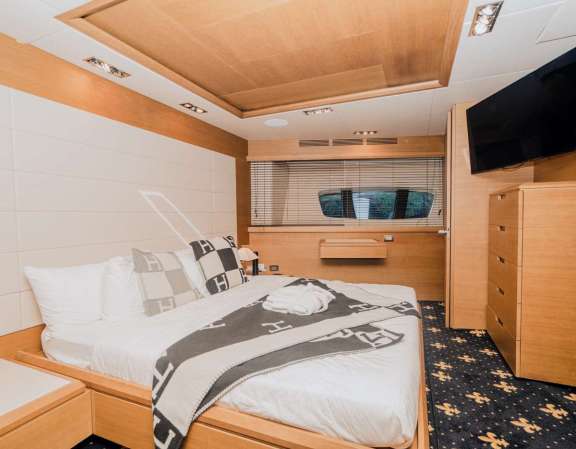 Image of Intervention yacht #8