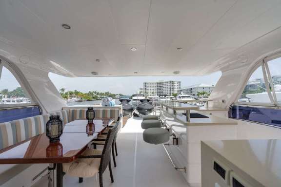 Image of OCEAN LIFE yacht #10