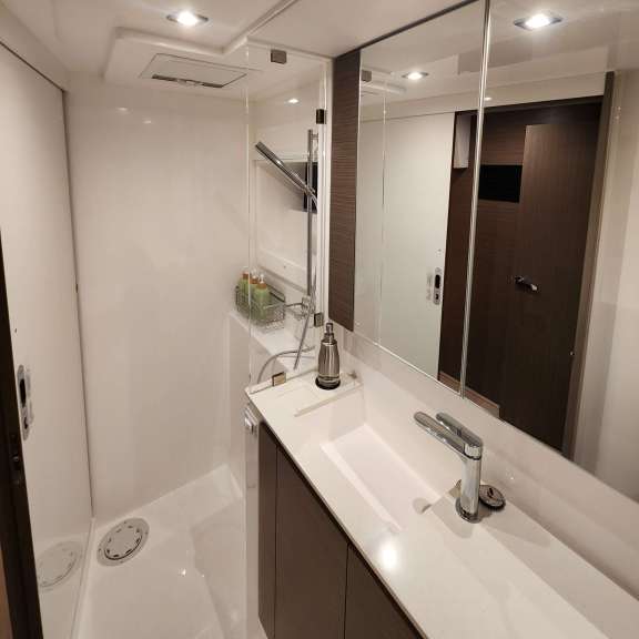 Image of Hazel Della yacht #13