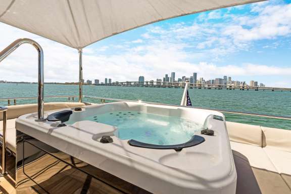 Image of MAKE BIG HAPPEN yacht #11