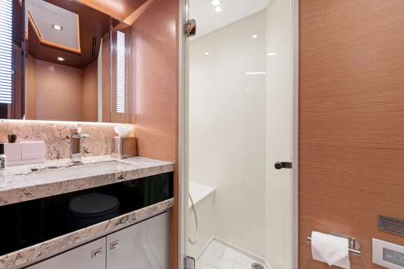 Image of MAKE BIG HAPPEN yacht #9