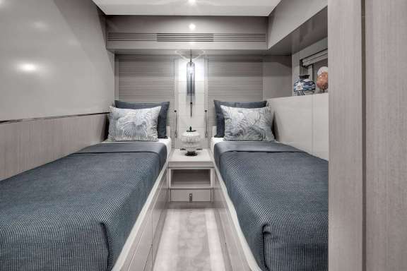 Twin Stateroom (Does not Convert)