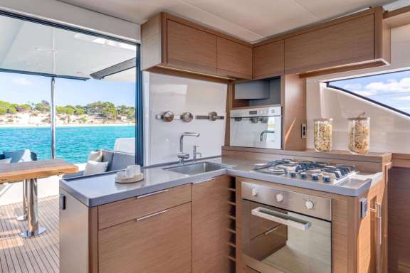 Image of Buena Vida yacht #5