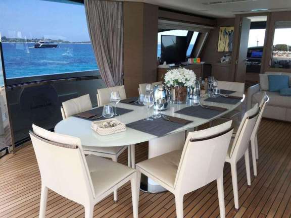 Image of Dream Ferretti yacht #3