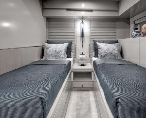 Image of Sire yacht #7