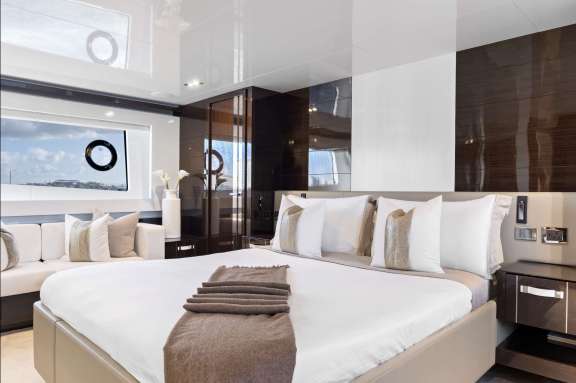 Queen Master Stateroom