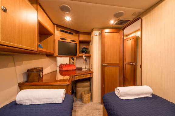 Image of Business Calls yacht #8