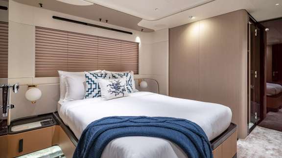 Image of BORA GORA yacht #8