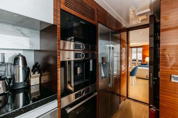 Image of Papillon yacht #4