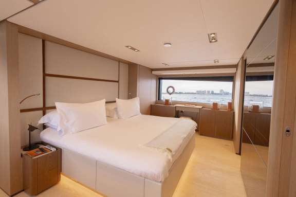 Image of KARMA yacht #6