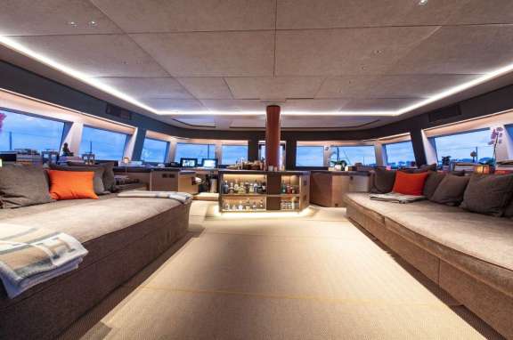 Image of CAT TUA yacht #14