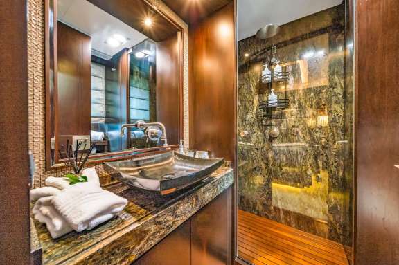 Image of RYLAX yacht #15