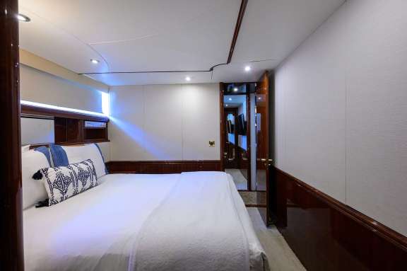 Image of LADY KRISTINA yacht #13