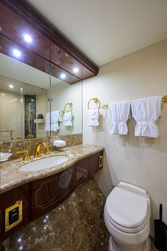 Image of LADY KRISTINA yacht #9