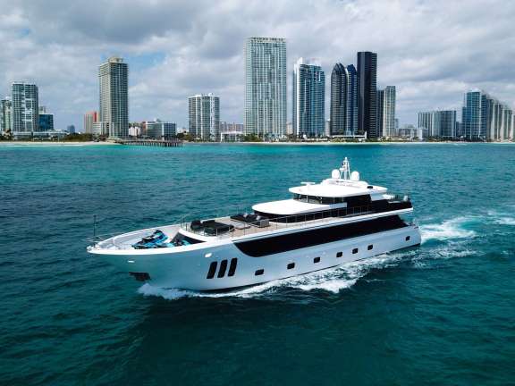 Image of PRIVILEGE yacht #18