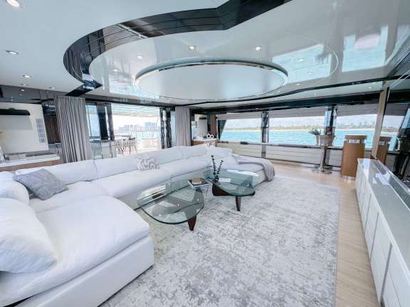 Image of PRIVILEGE yacht #2