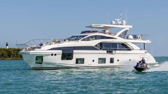 Image of 4 PLAY yacht #17