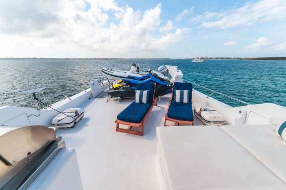 Image of Magnum Ride yacht #14