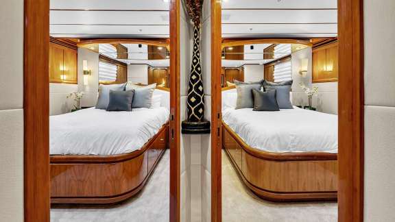 Image of Dream On yacht #9