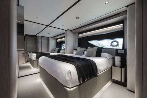 VIP Queen Stateroom