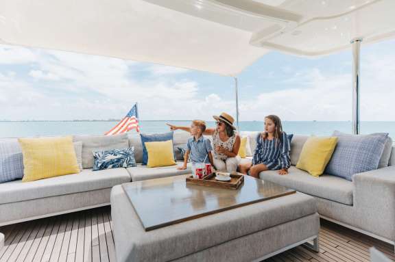 Image of BONUS ROUND yacht #17