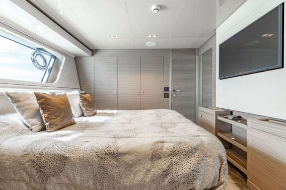 Image of BONUS ROUND yacht #8