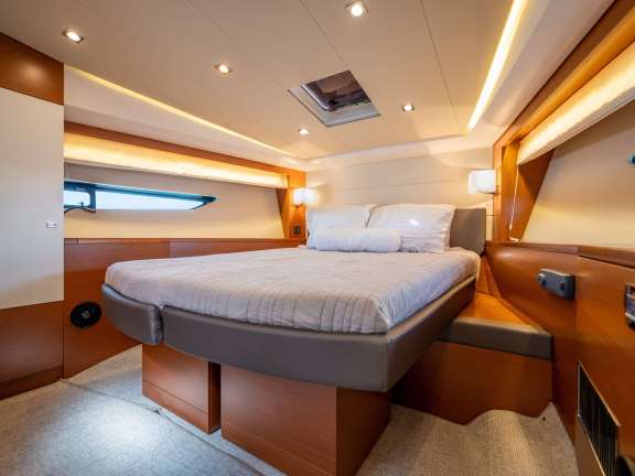 Image of Whisky and Waves yacht #7