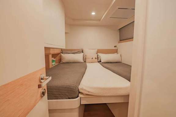 Image of Cata yacht #9