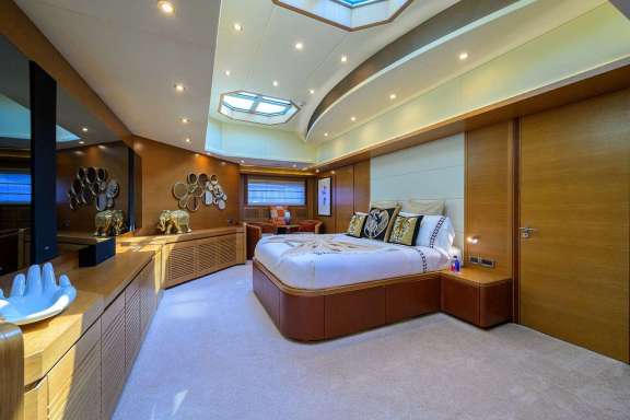 Image of KIMBERLIE yacht #6