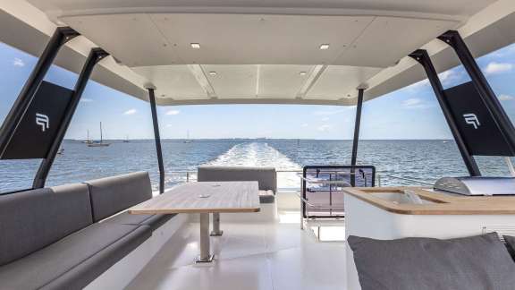 Image of Happy Place yacht #5
