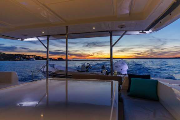 Image of SOUTHERN SKY yacht #19
