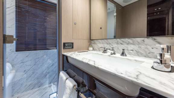 Image of PIER PRESSURE yacht #9