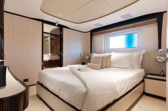Image of BELLA VITA yacht #8