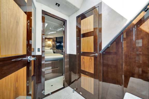 Image of Infinity yacht #9