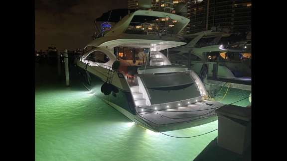 Image of Twins yacht #10