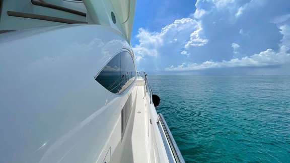 Image of Twins yacht #16