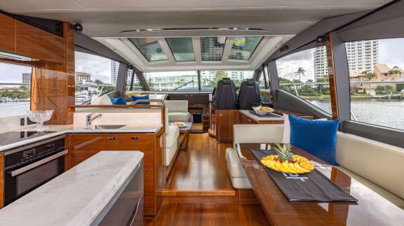 Image of Reset yacht #3