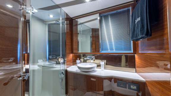 Image of Reset yacht #7