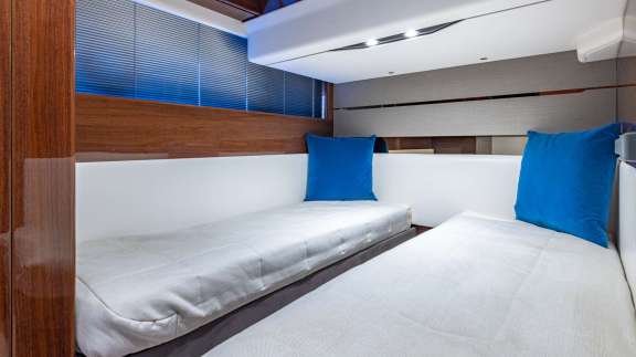 Image of Reset yacht #9